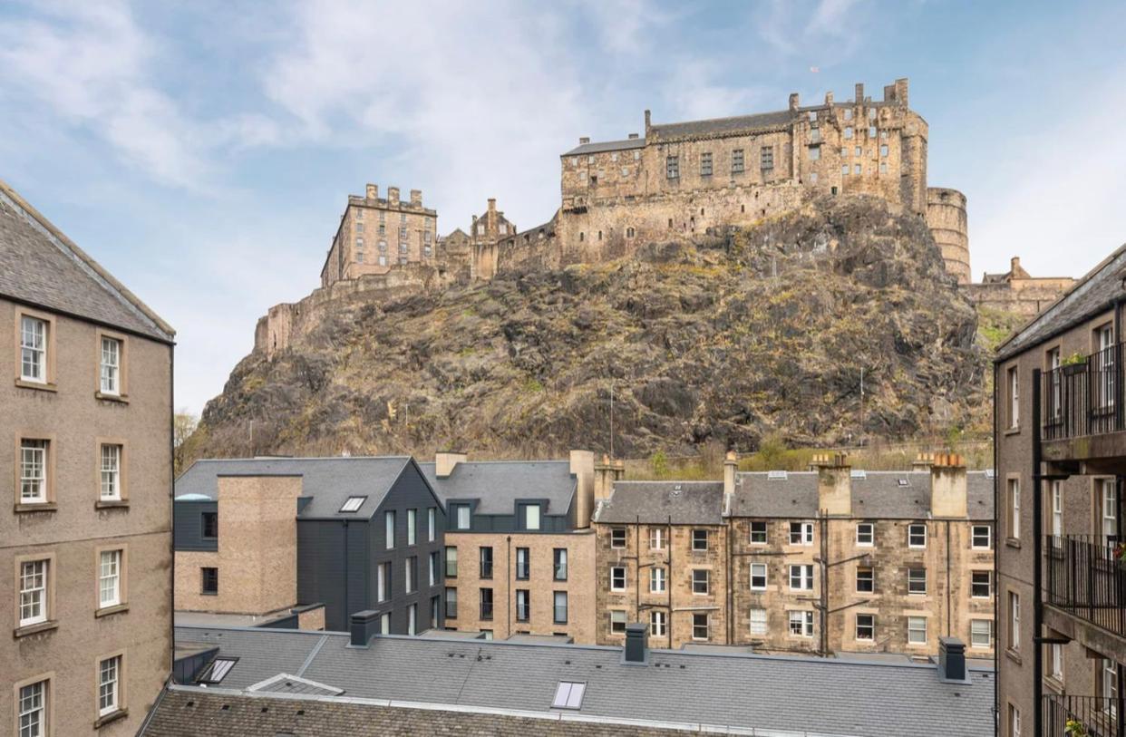 Edinburgh Castle Apartment Esterno foto